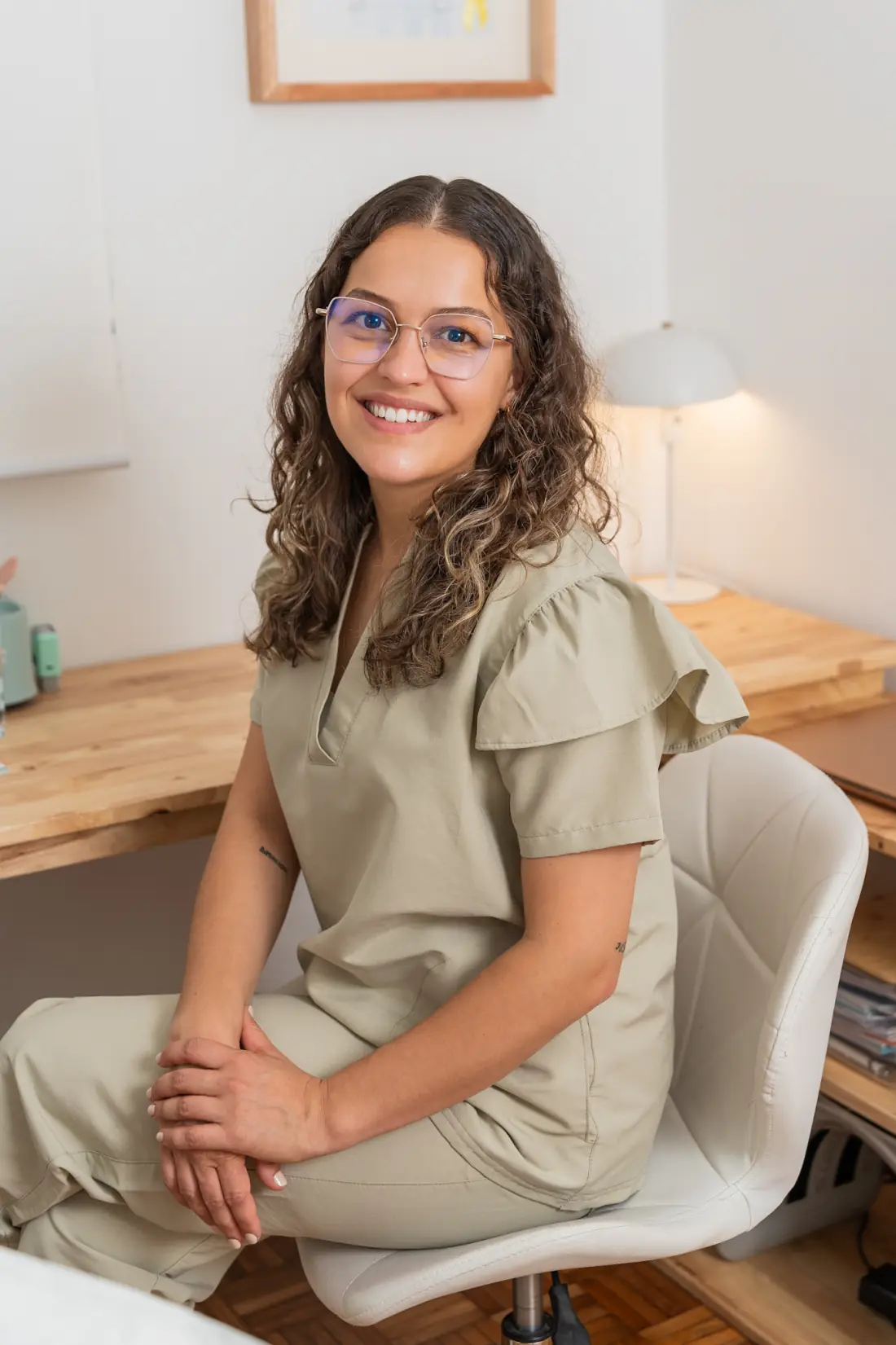 Belén, creadora de Dermaskin, en su espacio de atención